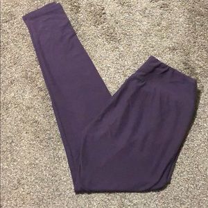 Lularoe purple leggings one size